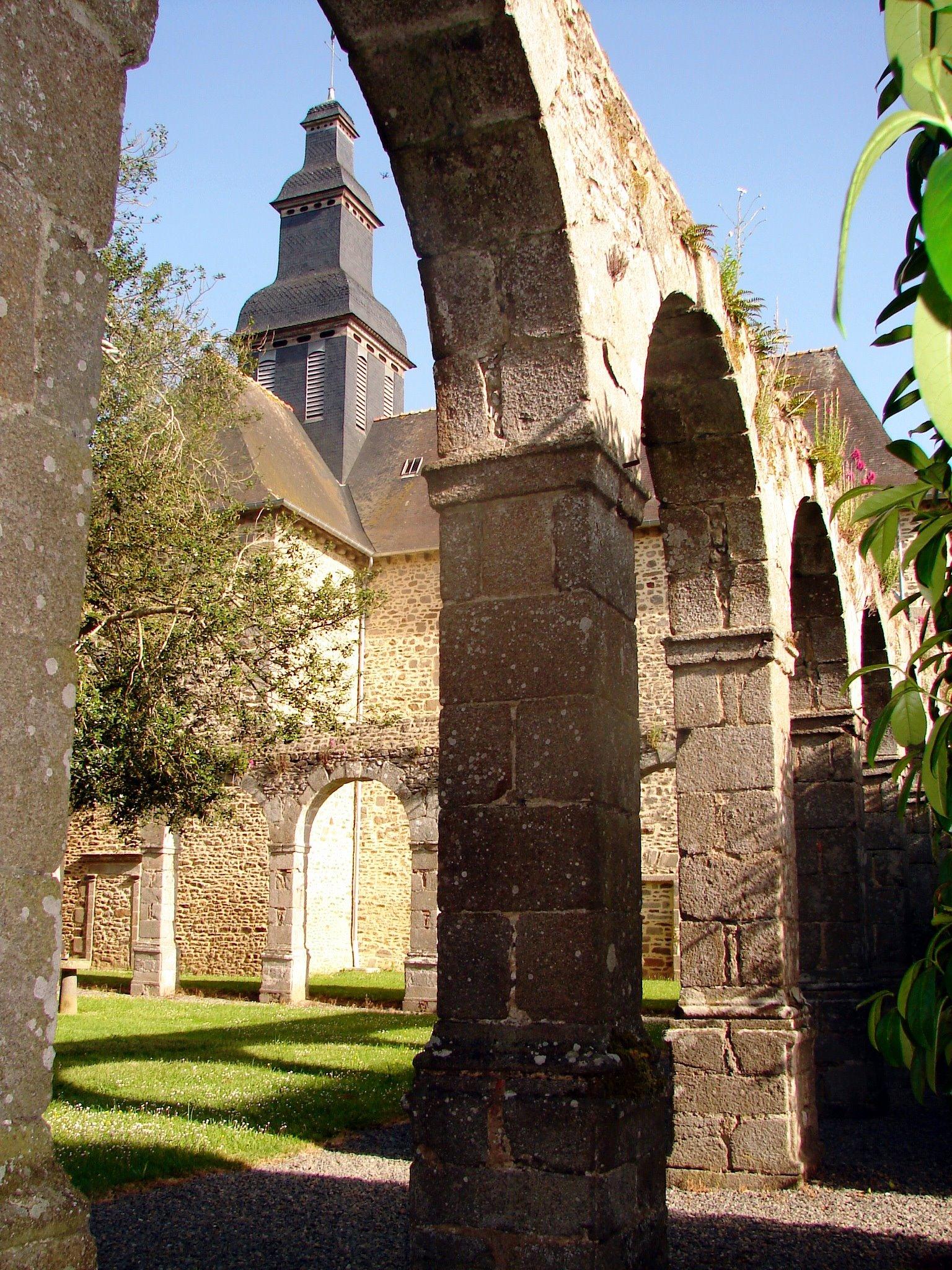 Le Tronchet  Hotel De L'Abbaye מראה חיצוני תמונה